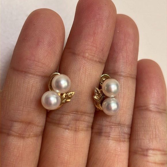 Charming mikimoto double pearl solid 14k gold earrings - Picture 1 of 9